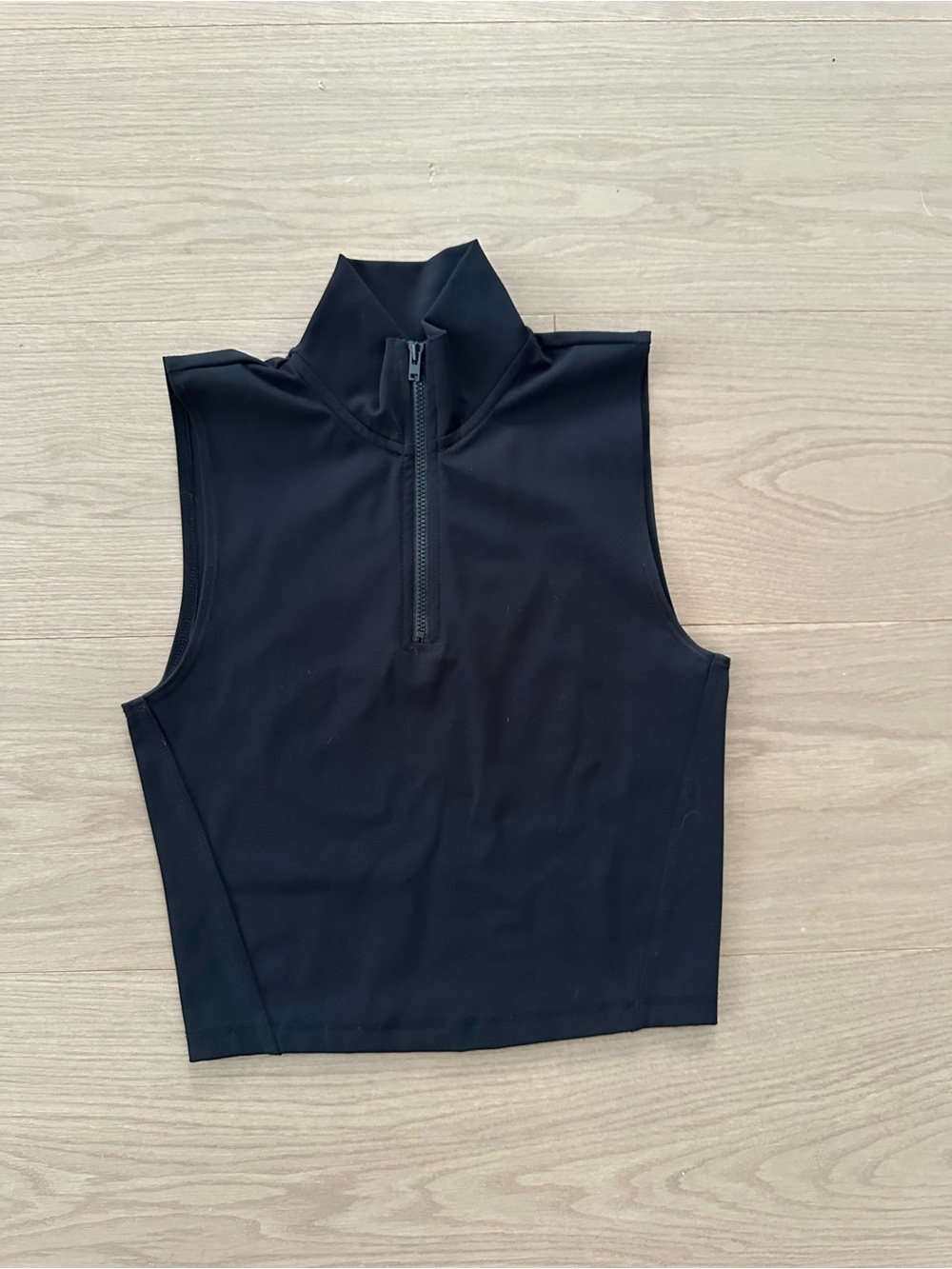 Aritzia ~ Mock Neck Zip-Up Crop Top